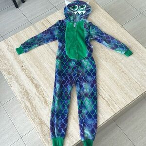 NWT pyjama costume monster size 6 years